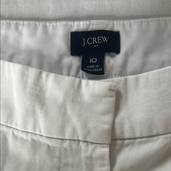 J. Crew White Shorts Classic Cotton Style - Picture 2 of 3